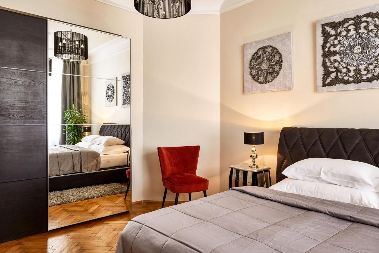 Pragueone Apartment,A/C,Terrace Exterior photo
