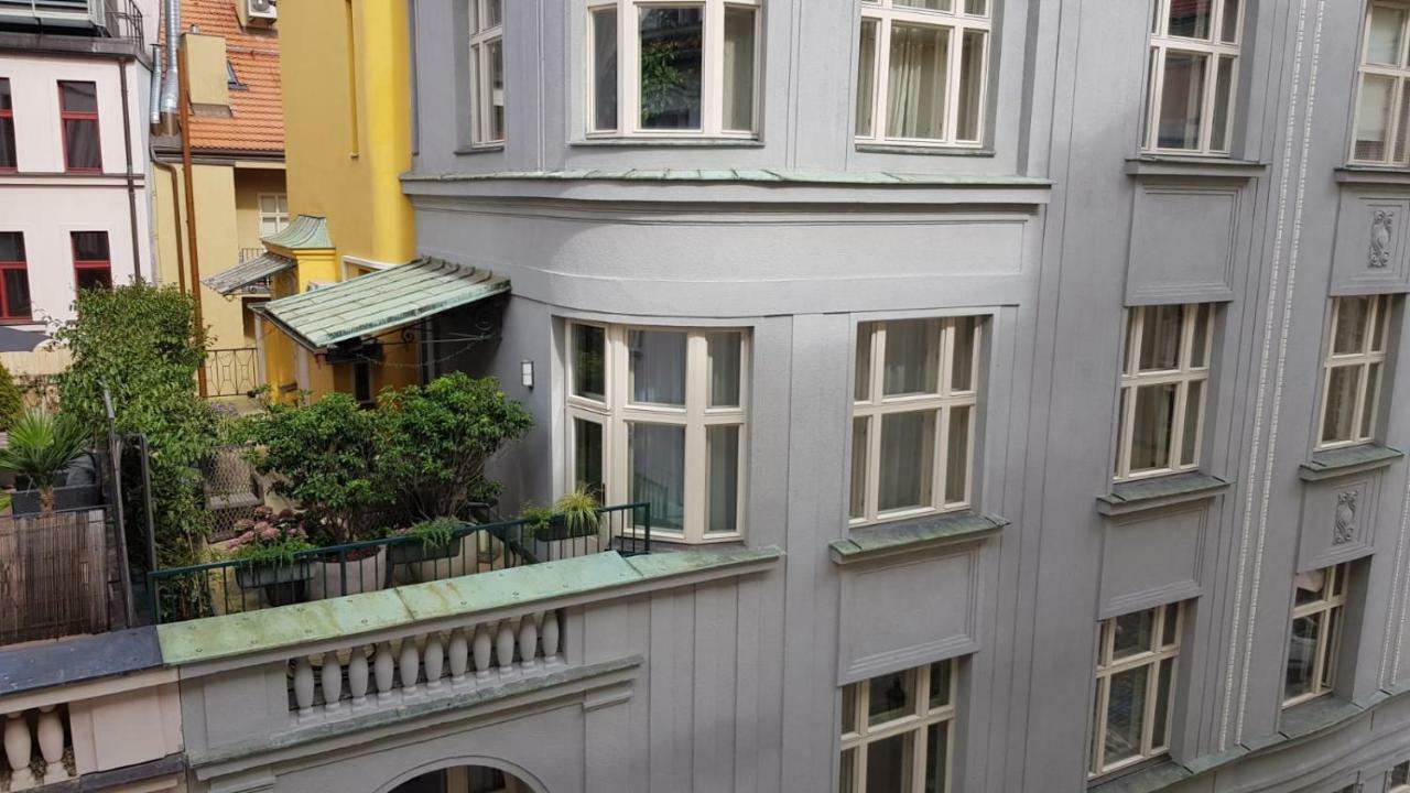 Pragueone Apartment,A/C,Terrace Exterior photo